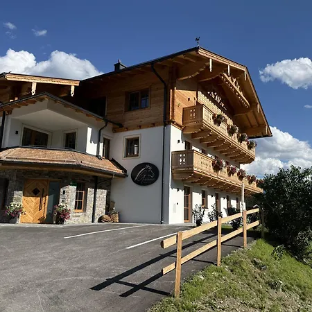 Agroturismo Griesbauer Familie Gehwolf *