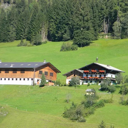 ファームステイ Griesbauer Familie Gehwolf
